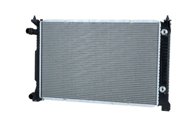 NRF 51586 Variklio aušinimo radiatorius