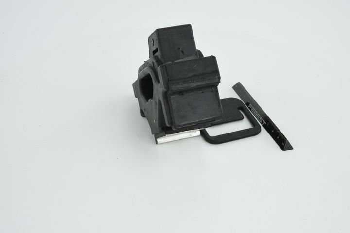 Paigutus, Mootor, FEBEST HM-FITWD