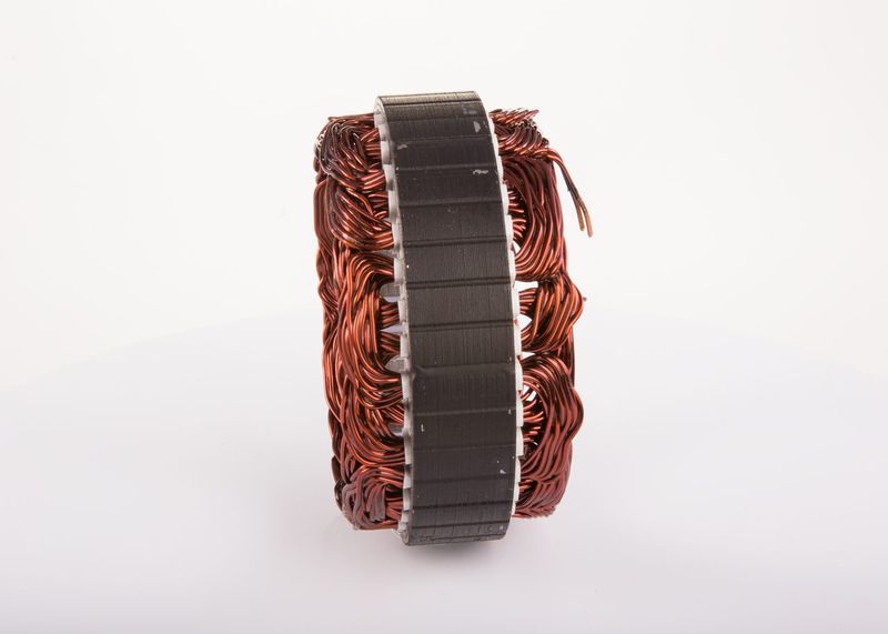 BOSCH F000BL1025 Stator, alternator