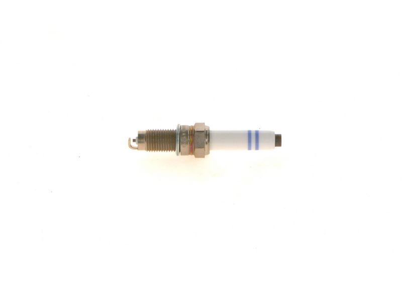 BOSCH 0 241 135 520 Spark Plug