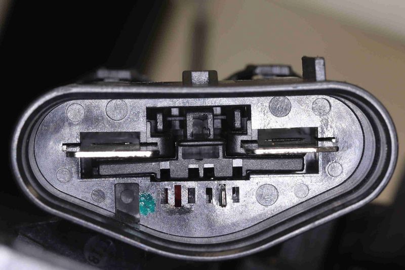 VEMO V20-01-0044 Fan, engine cooling