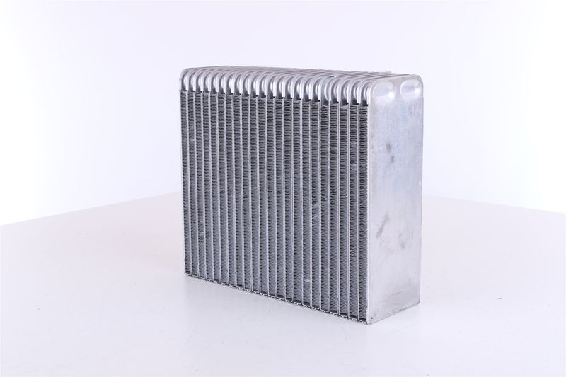NISSENS 92211 Evaporator, air conditioning