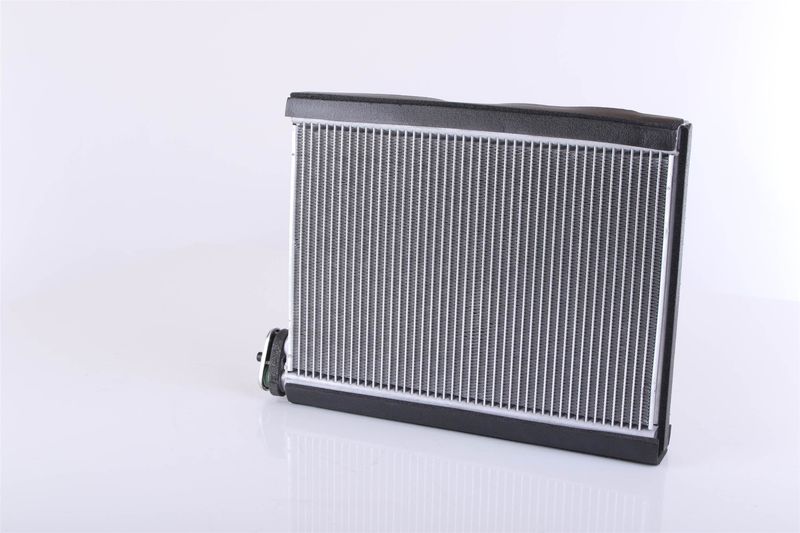 NISSENS 92364 Evaporator, air conditioning