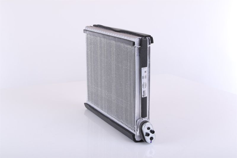 NISSENS 92364 Evaporator, air conditioning