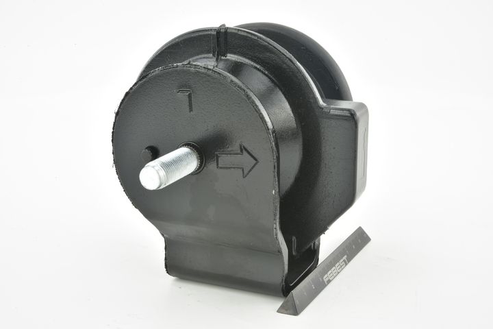 Paigutus, Mootor, FEBEST NM-Y61LH