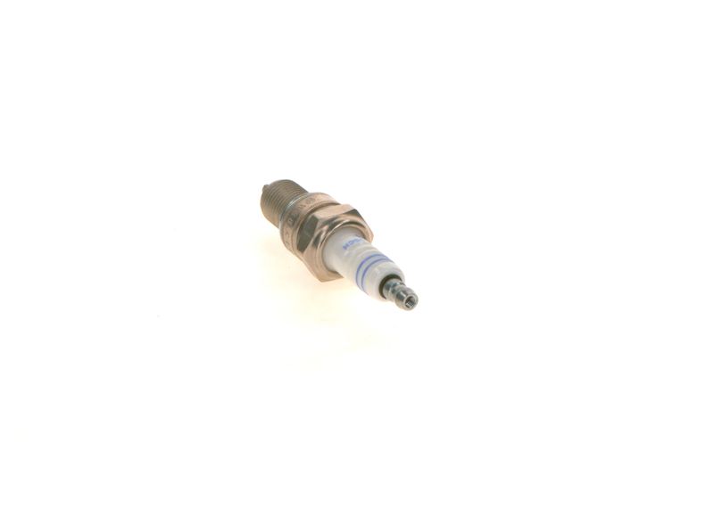 BOSCH 0242225625 Spark Plug