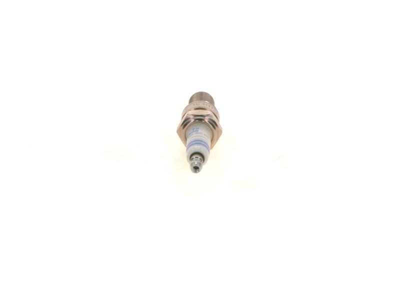 BOSCH 0 242 235 663 Spark Plug