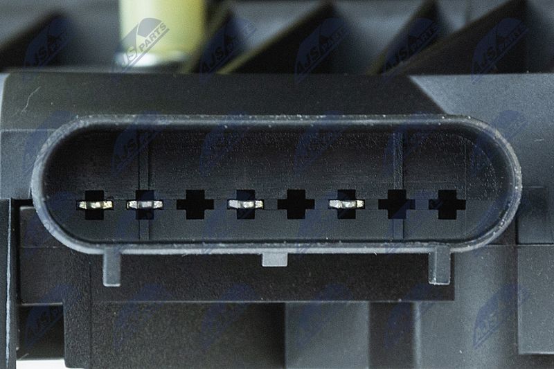 Pagasiruumi luugilukk, NTY EZC-FR-182