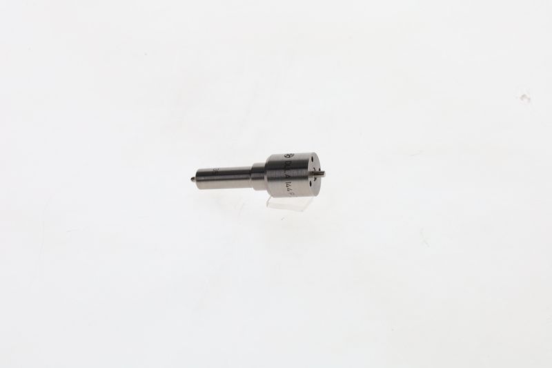 Injector F 019 121 335 BOSCH