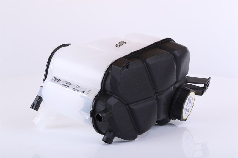 NISSENS 996257 Expansion Tank, coolant