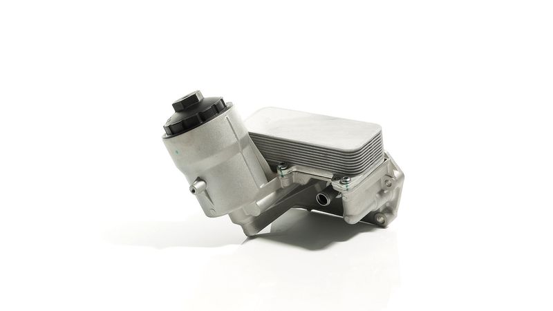 MAHLE CLC461000S Oil Cooler, engine oil