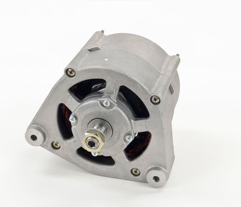 BOSCH 0120469585 Alternator