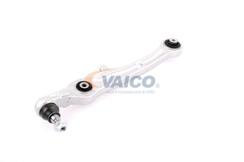 VAICO V10-0626 Control/Trailing Arm, wheel suspension