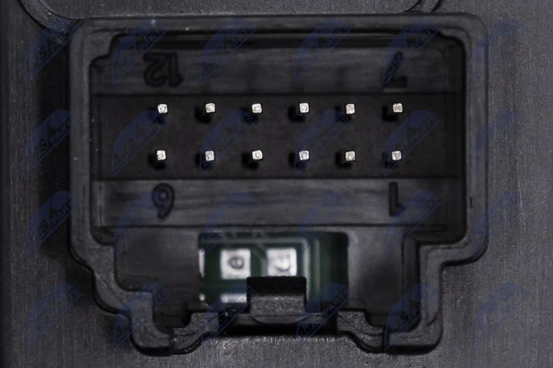 OEM код товара: LR068891