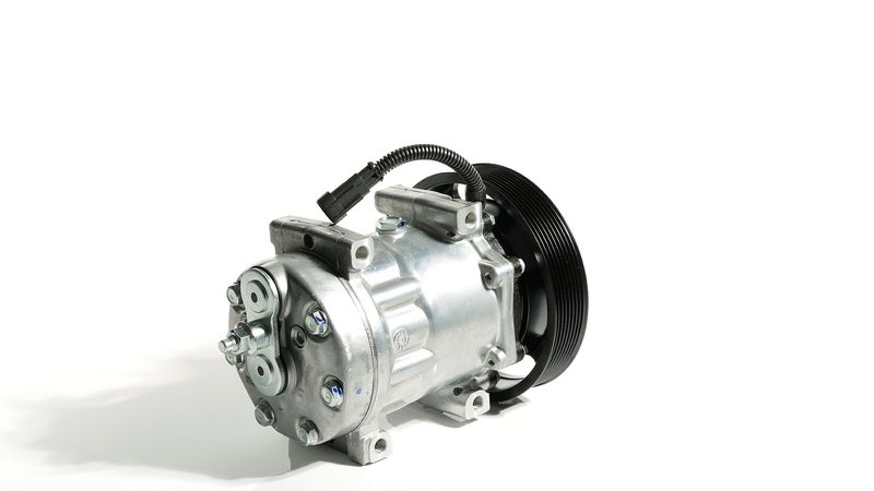 kompresor klimatizace DAF  XF106 ACP662000S