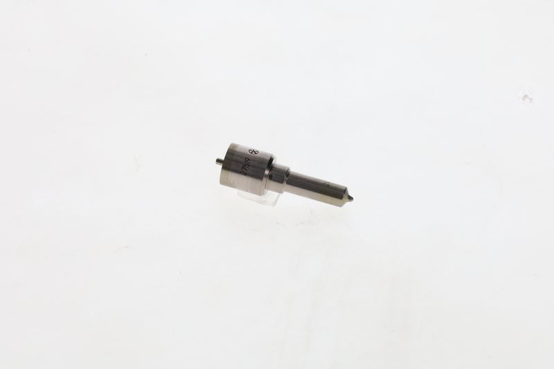 Injector F 019 121 243 BOSCH