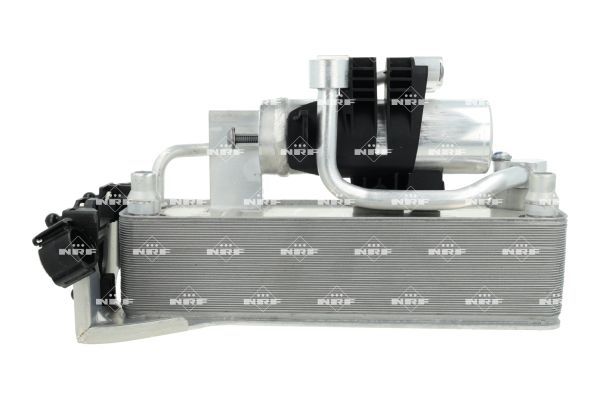 A/C condensator (met droger) past: BMW 1 (F20), 1 (F21), 2 (F22, F87), 2 (F23), 3 (F30, F80), 3 (F31), 3 GRAN TURISMO (F34), 4 (F32, F82), 4 (F33, F83), 4 GRAN COUPE (F36) 2.0/2.0H/3.0 07.15-