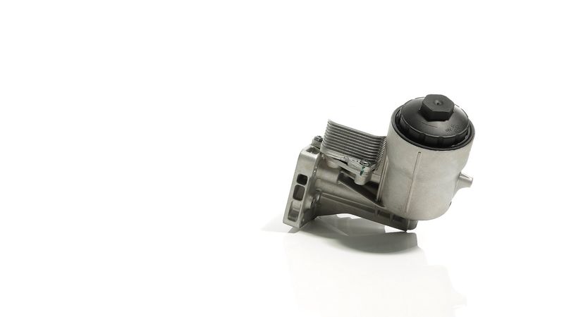 MAHLE CLC461000S Oil Cooler, engine oil