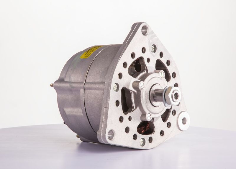 BOSCH 9120080181 Alternator