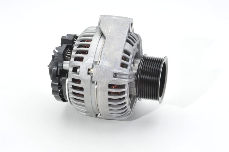 generátor 0 124 615 057