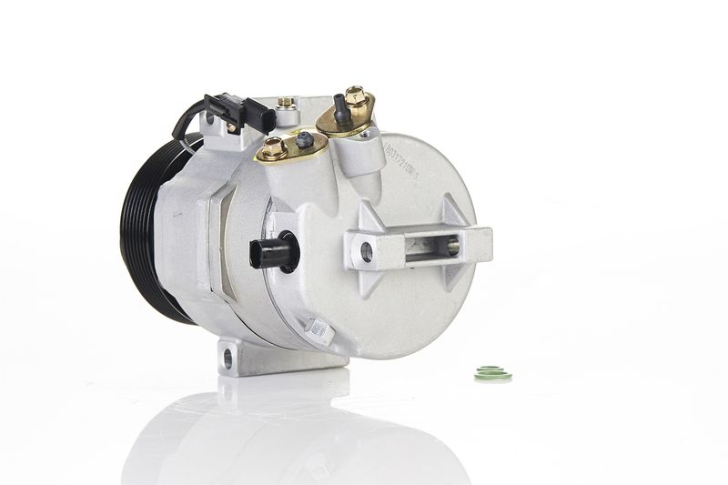 NISSENS 890138 Compressor, air conditioning