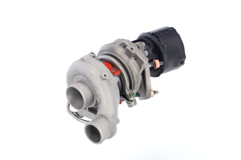 REMANTE 003-002-001105R Charger, charging (supercharged/turbocharged)