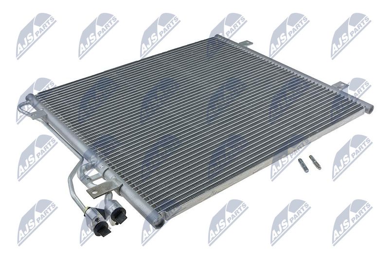 CCH-CH-024_1-WM.JPG
