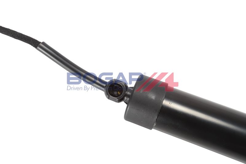 This part match OEM code: LR159598