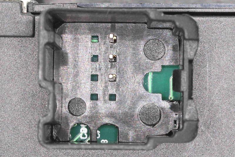 VEMO V33-73-0012 Switch, window regulator