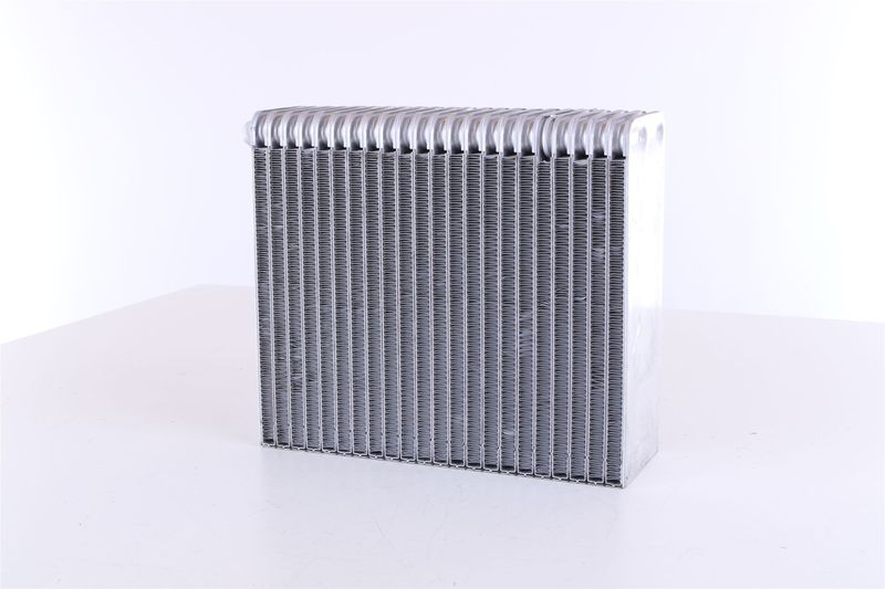 NISSENS 92211 Evaporator, air conditioning