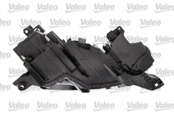 HEADLAMPS_450974_03.JPG