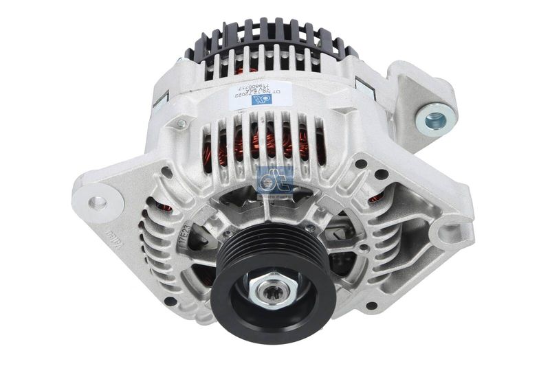 Generator / Alternator 12.72022 DT Spare Parts