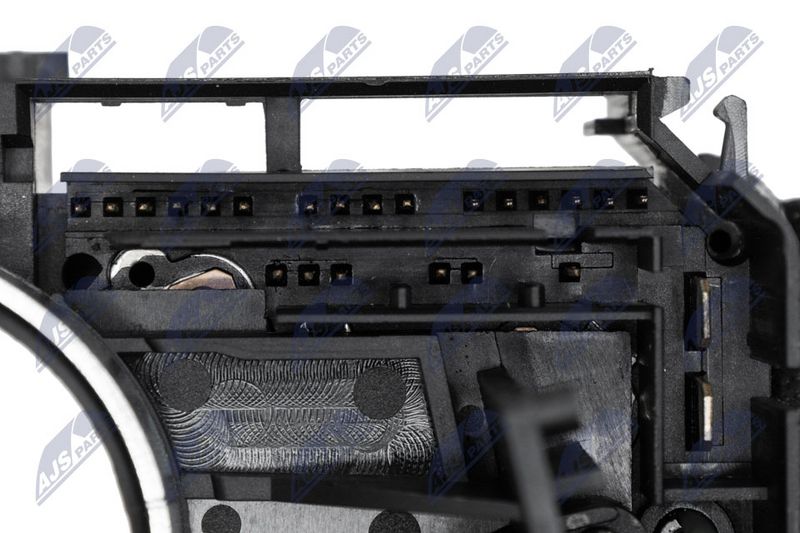 Prekės atitinka OEM kodą: 6Q0953513G