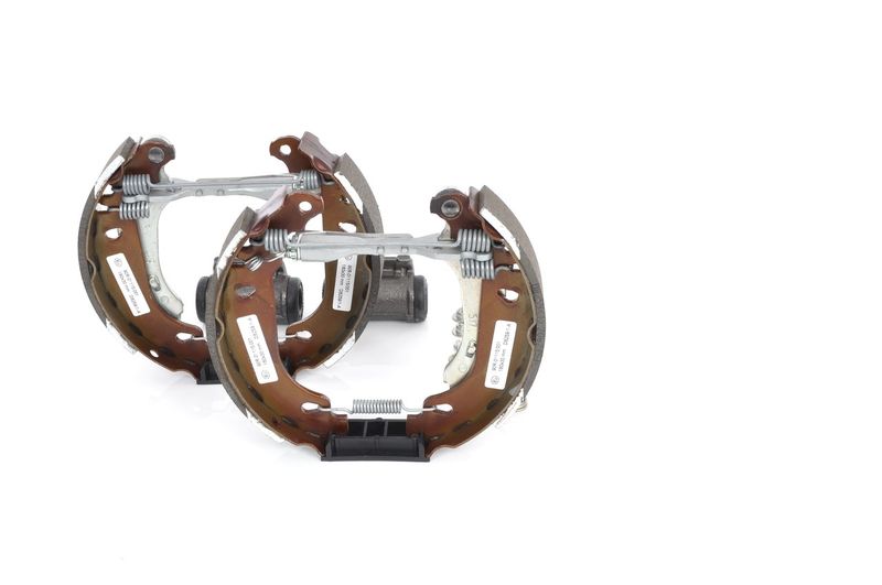 BOSCH 0 204 114 128 Brake Shoe Set