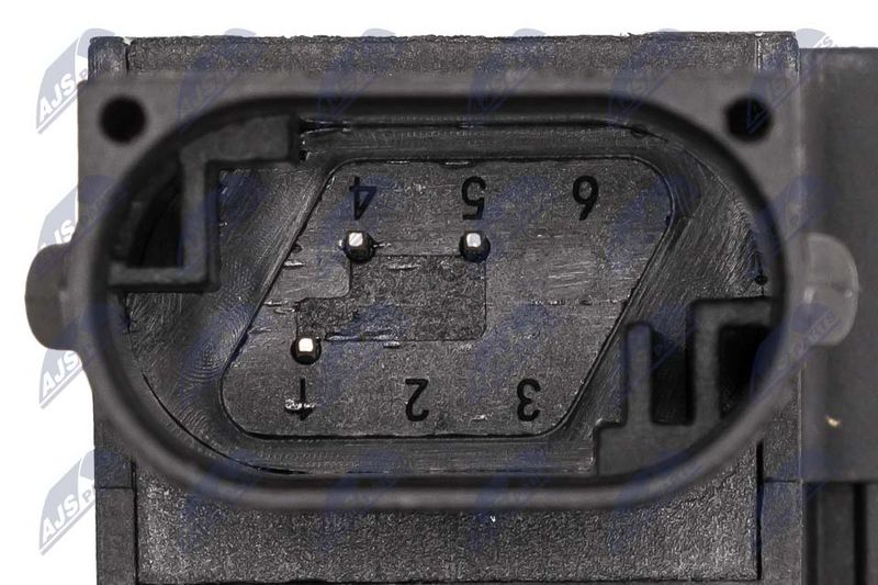 Prekė atitinka OEM kodą: LR023651