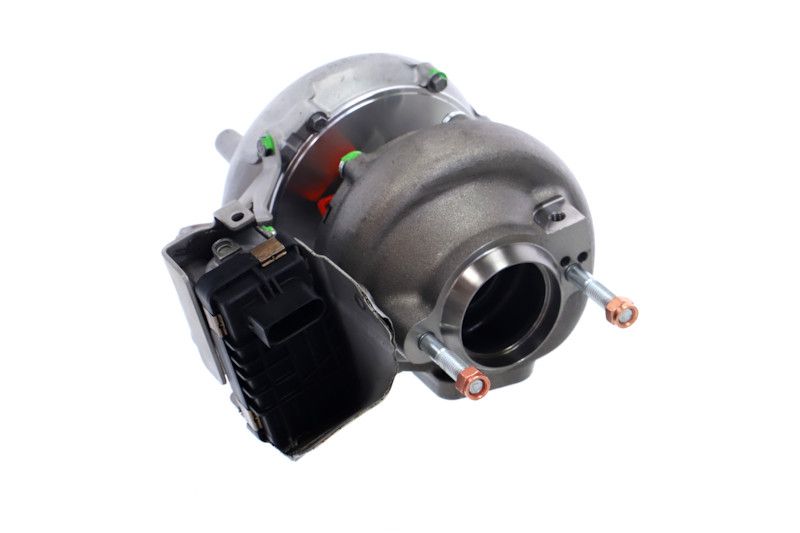 REMANTE 003-002-000009R Charger, charging (supercharged/turbocharged)