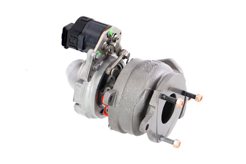 REMANTE 003-002-000046R Charger, charging (supercharged/turbocharged)