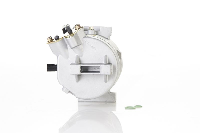 NISSENS 890138 Compressor, air conditioning