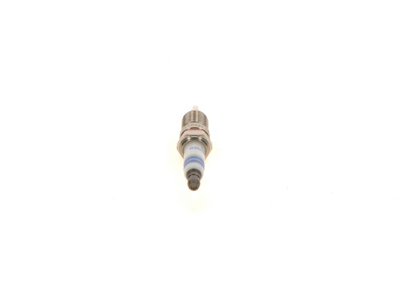 BOSCH 0 242 225 611 Spark Plug