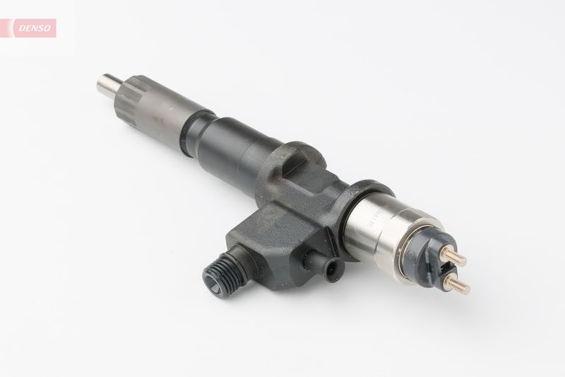 DENSO DCRI106650 Injector Nozzle