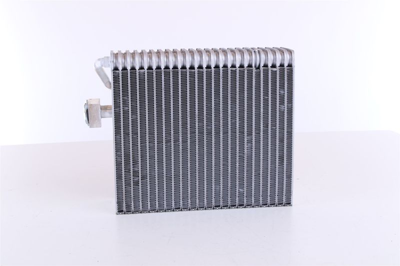 NISSENS 92211 Evaporator, air conditioning