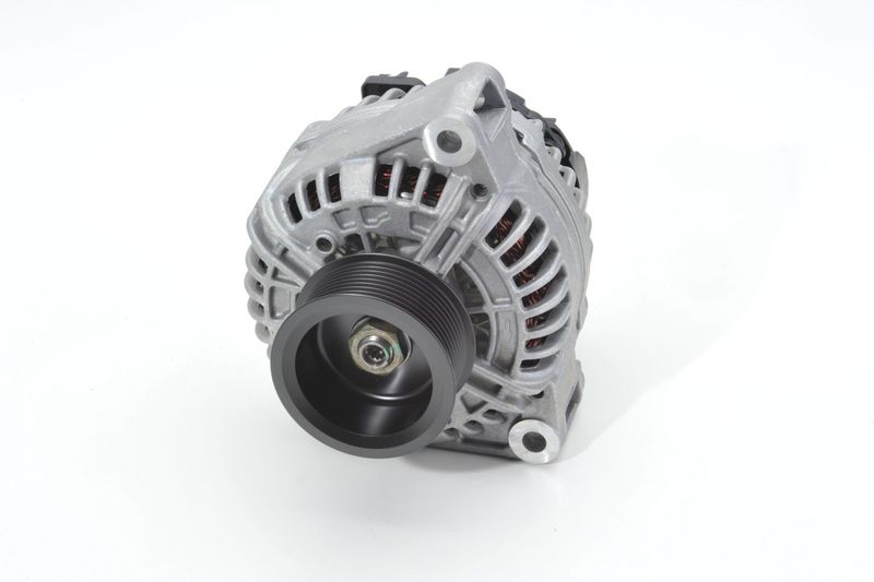 generátor 0 124 615 057