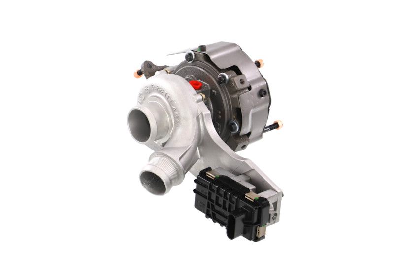 REMANTE 003-002-001018R Charger, charging (supercharged/turbocharged)