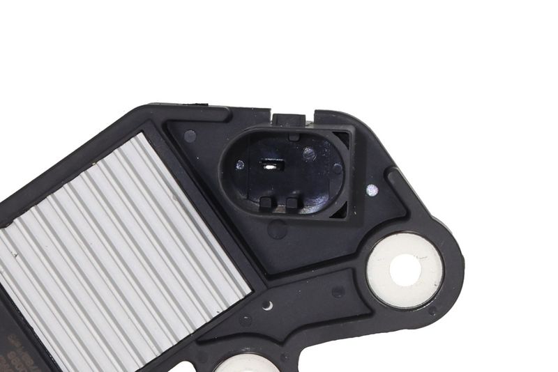 Generaatori pingeregulaator, KAMOKA 8630098
