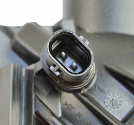 This part match OEM code: 11 53 8 671 517