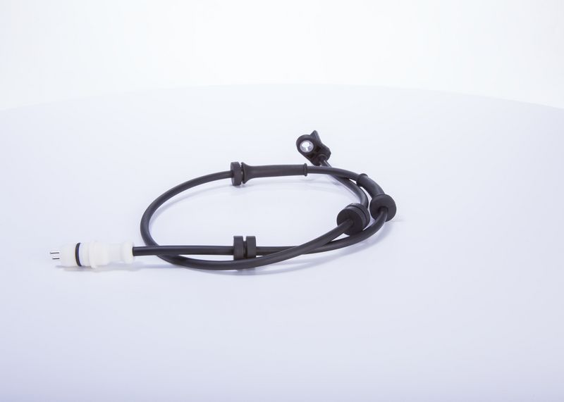 BOSCH 0 265 007 051 Sensor, wheel speed