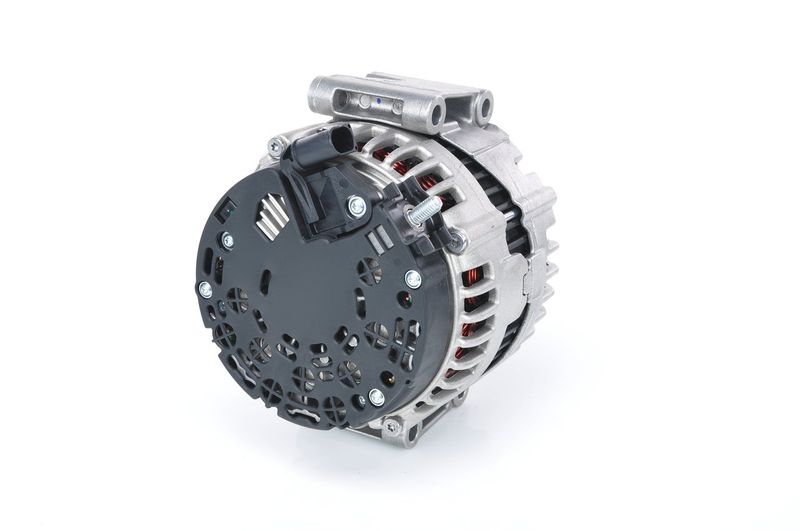 BOSCH 0121813106 Alternator