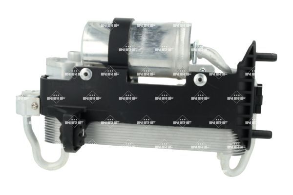 A/C condensator (met droger) past: BMW 5 (G30, F90), 5 (G31), 6 GRAN TURISMO (G32), 7 (G11, G12), 8 (G14, F91), 8 (G15, F92), 8 GRAN COUPE (G16, F93) 1.6-3.0H 07.15-