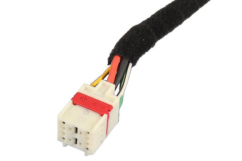 This part match OEM code: 5LG 827 851 B