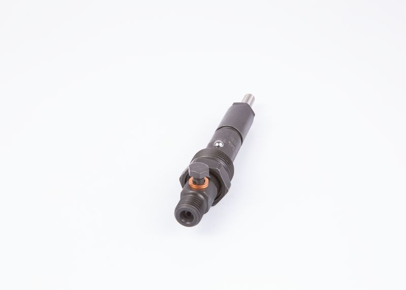 BOSCH F000439005 Nozzle and Holder Assembly